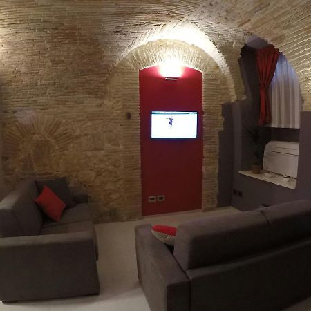 Al Castello Lägenhet Cagliari Exteriör bild
